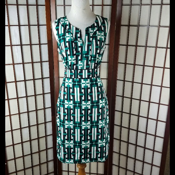 Banana Republic Dresses & Skirts - Geometric Sleeveless Lined Sheath Dress